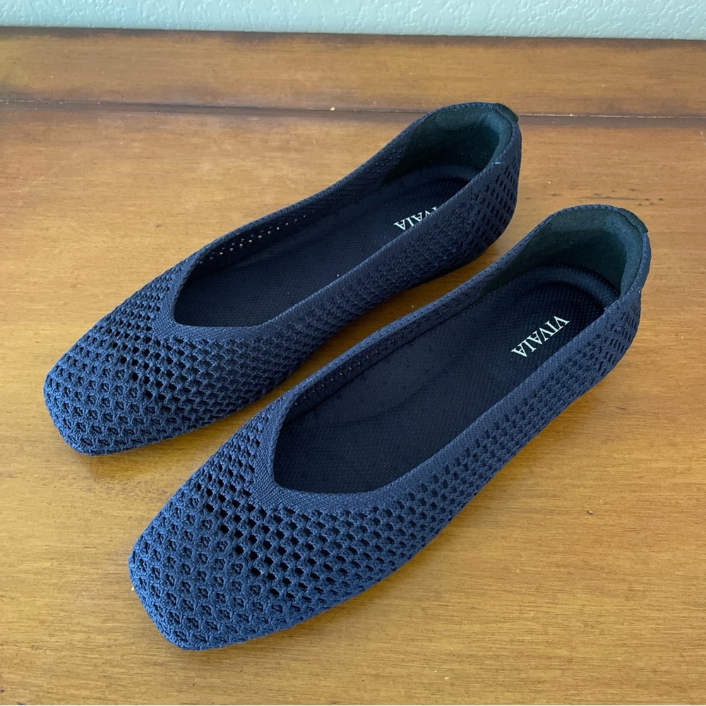 Vivaia Margot Square Toe V-Cut Flats Navy Knit Shoes Size 37.5 US Sz 7 VGC - Picture 3 of 14
